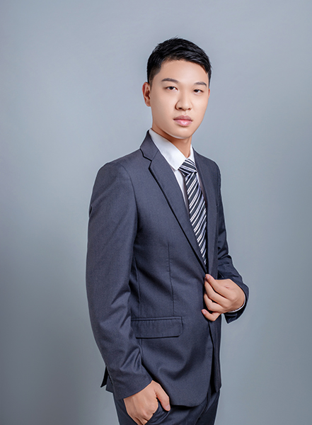 都市壹家裝優(yōu)秀設(shè)計師——李恩濤