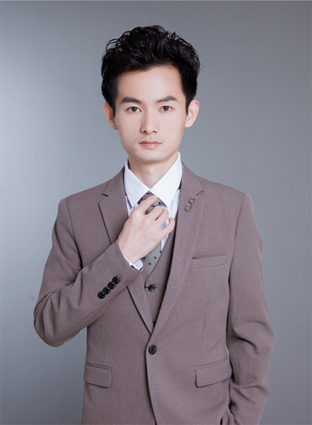 都市壹家裝優(yōu)秀設(shè)計師——王崇沖