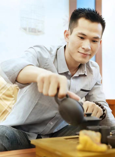 都市壹家裝優(yōu)秀設(shè)計師——吳有春